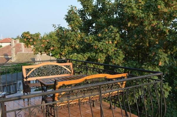 Къща За Гости "Черната Роза" Balgarevo Kültér fotó